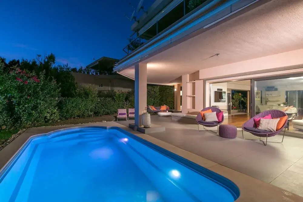 Luxurious Villa Philoxenia