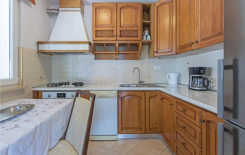 Awesome Home in Medulin With Wifi and 3 Bedrooms