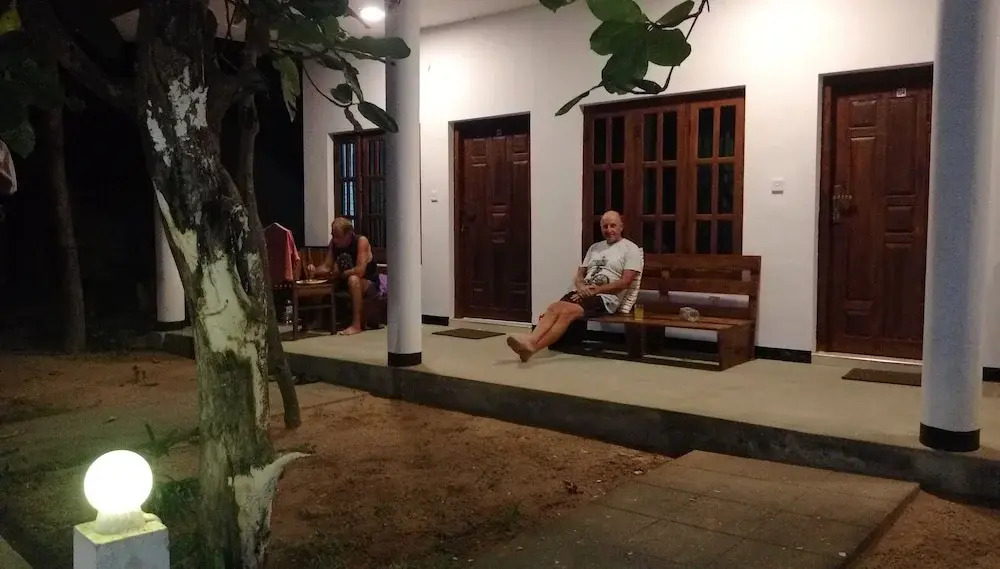 Hangloose Arugambay