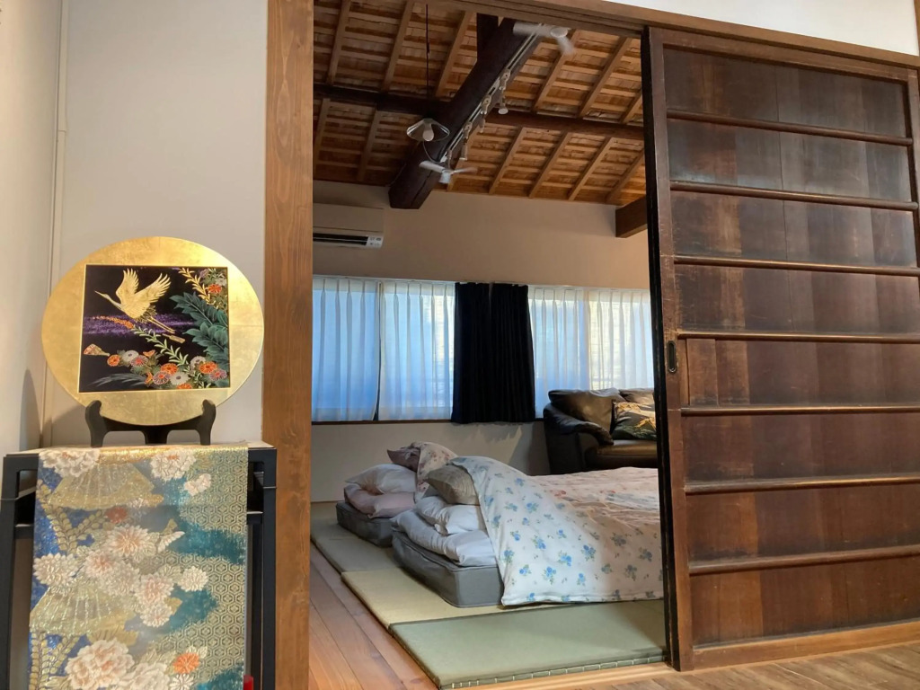 西陣之郷 Nishijin no Sato - Smart & Slow life in 100yrs Kimono Arthouse -