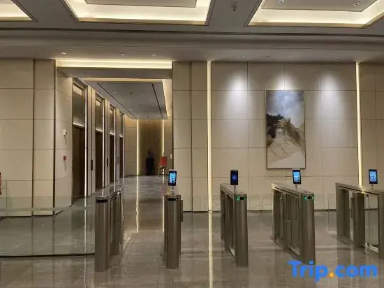 Jinxi Homestay (Changsha Meixi Lake West Subway Station)