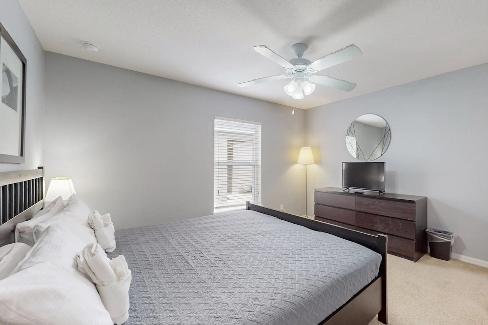 Your Florida Getaway for Fun, Pool, and Games, not far From Disney