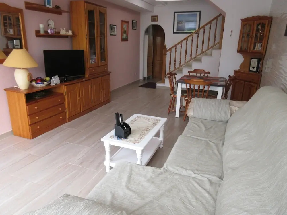 A Quiet House In The Neighborhood Of Baos De Europa
