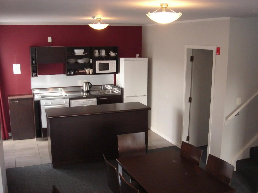 Arena Lodge