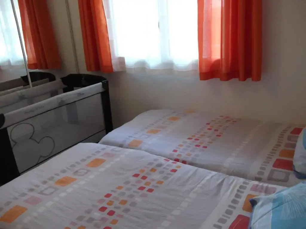 CANET Plage appartement 1 chambre , climatisation, parking sécurisé couvert