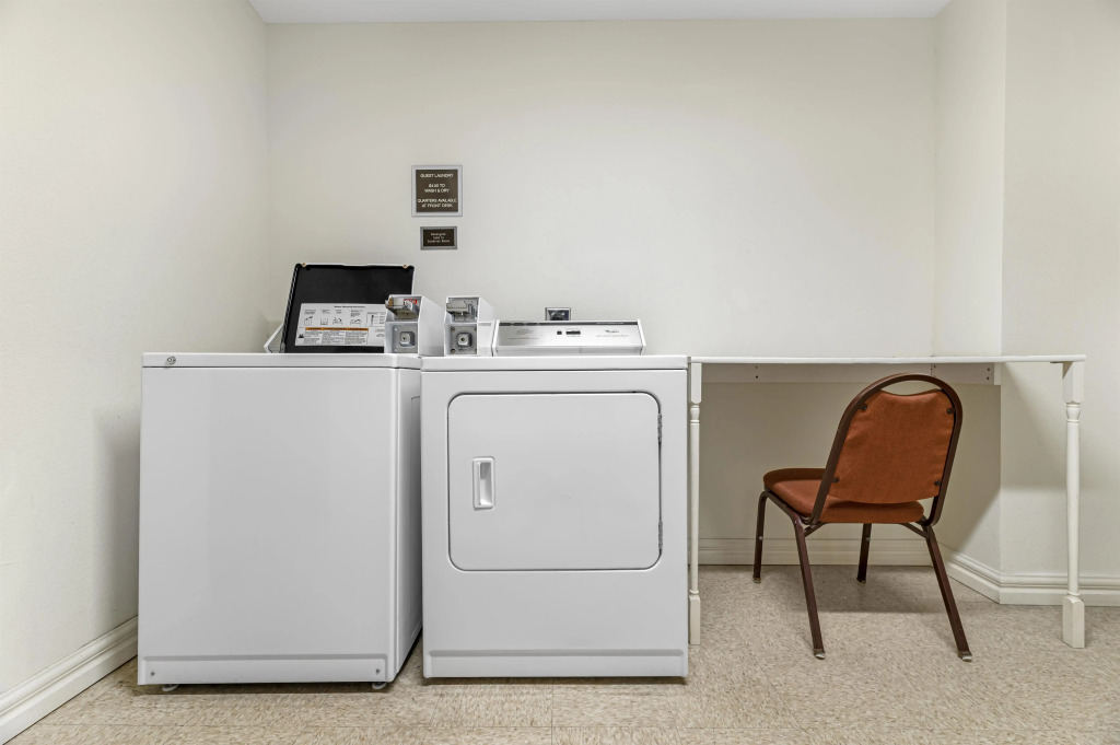 Best Western Plus Capital Inn