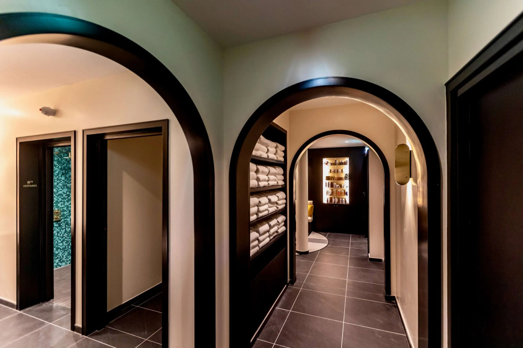 Best Western Plus Crystal, Hotel,Bar & Spa