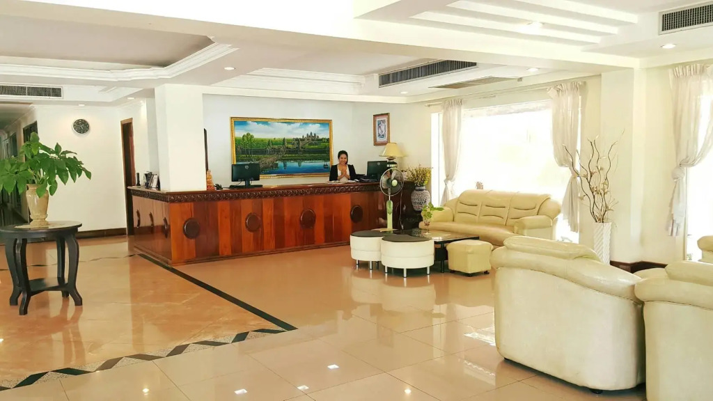 Grand Riverview Boutique Hotel