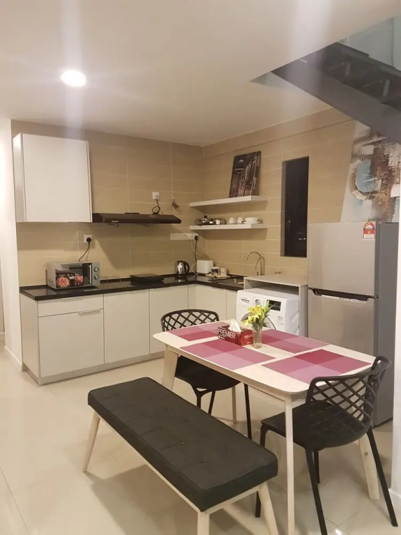D'Latour Condo by LL