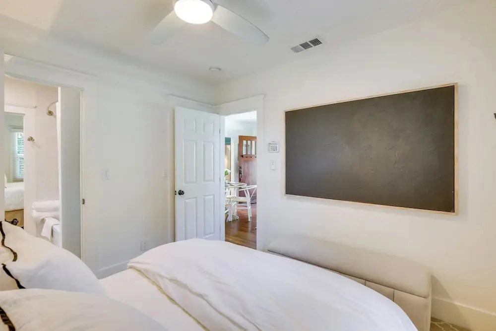 1/2 Mi to Balboa Park: Cottage w/ Private Yard