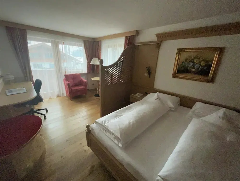 Hotel Garni Concordia - Dolomites Home
