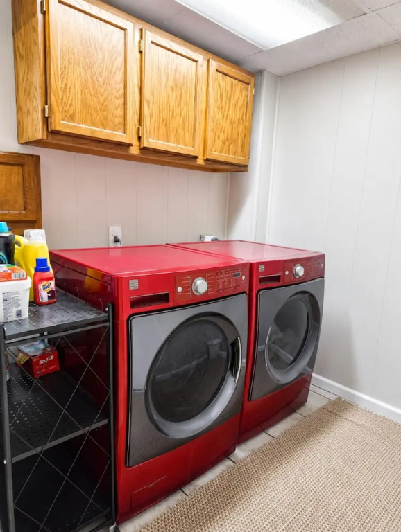 2 Miles to World Cup 3BR 3BA Ensuites Sauna Theater