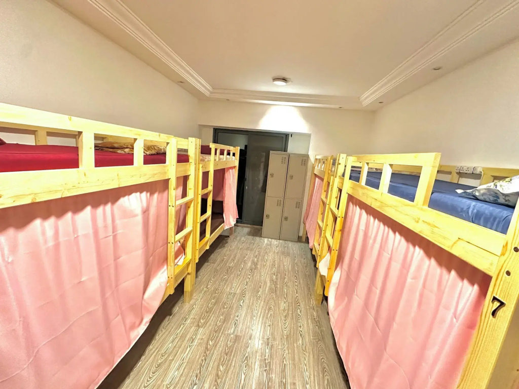 Heartland Hostel