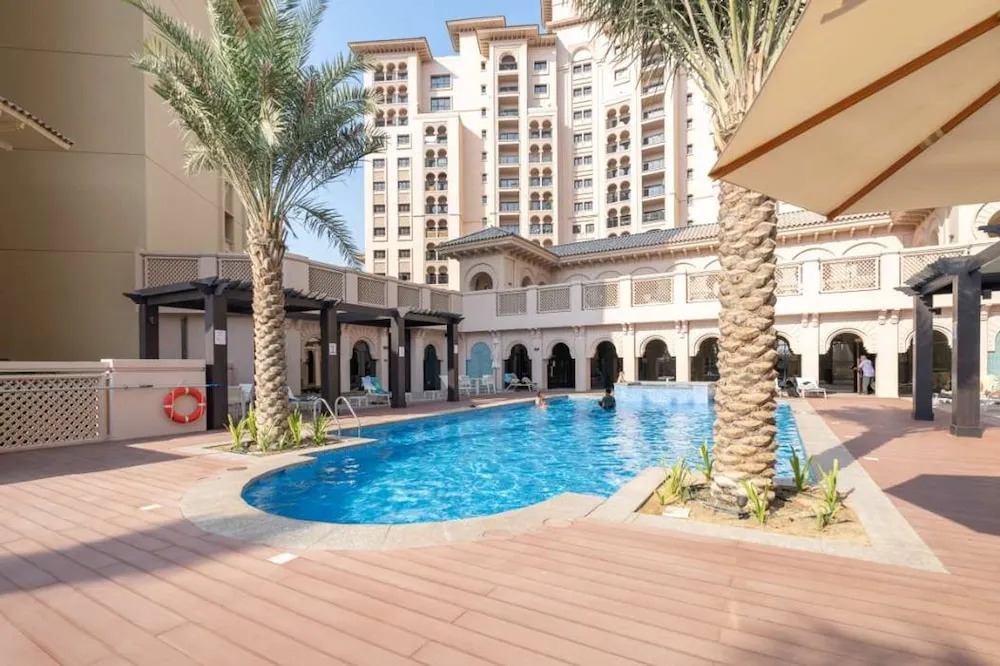 Jumeirah Golf Estates Sleeps 2 With Balcony Views