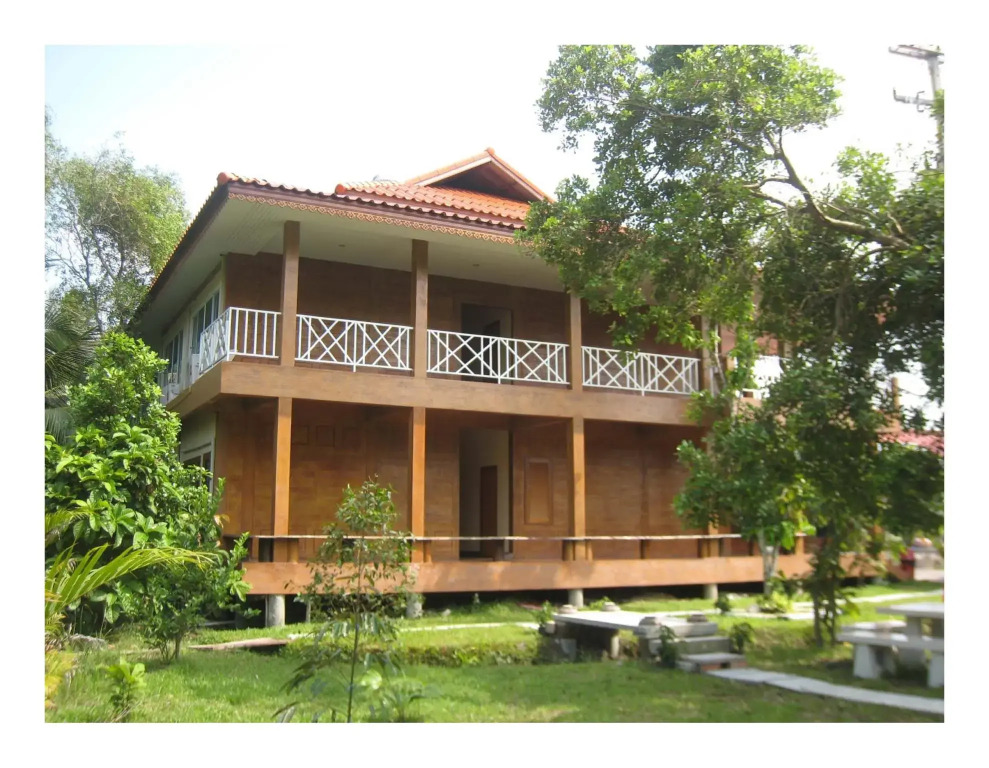 Baansuan Amphawan Resort