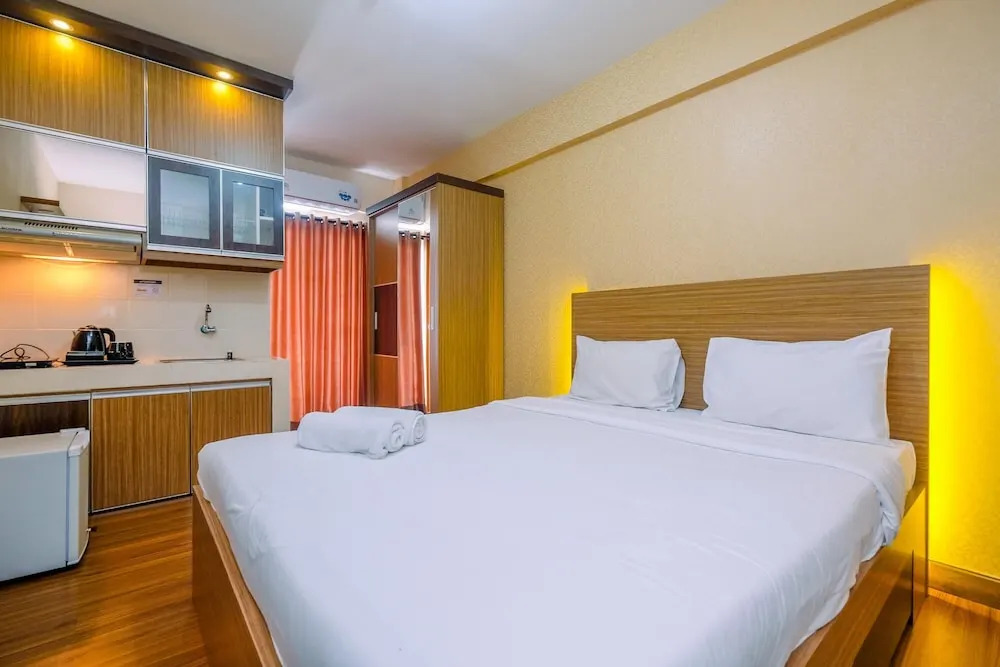 Cozy and Simple Living Studio Apartment at Cinere Resort