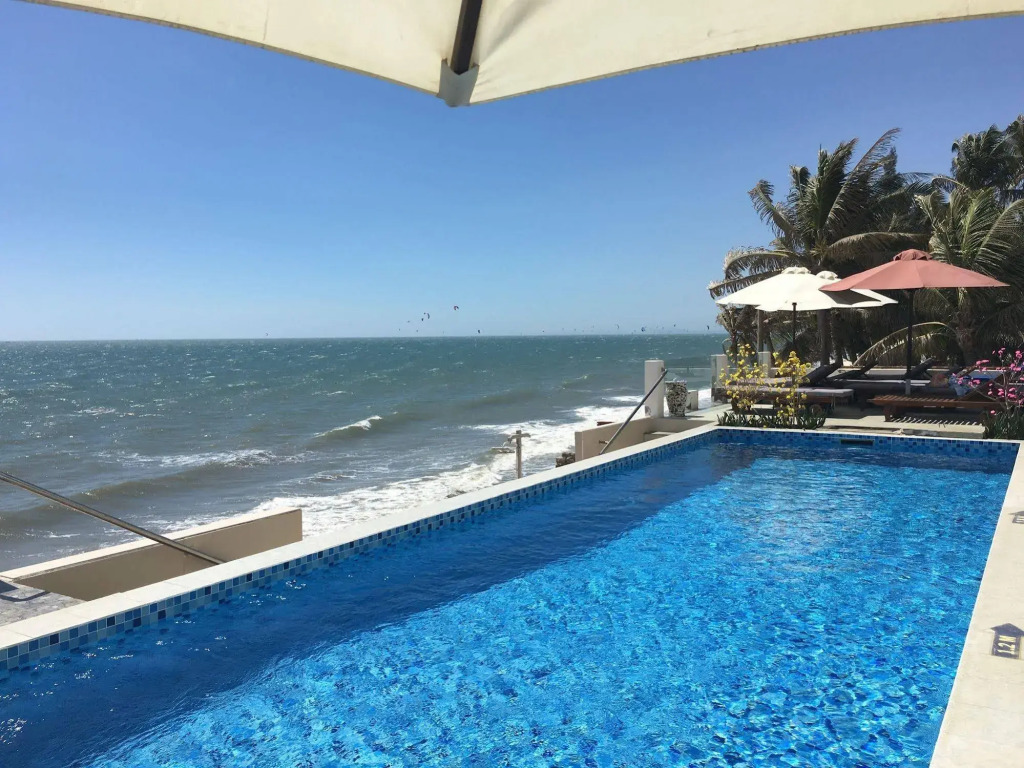 Ocean Front Hotel