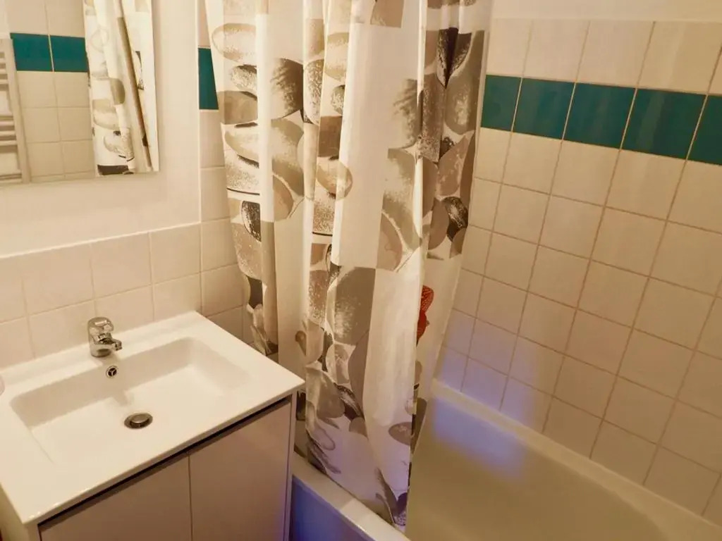 Appartement Valfréjus, 2 pièces, 4 personnes - FR-1-468-23
