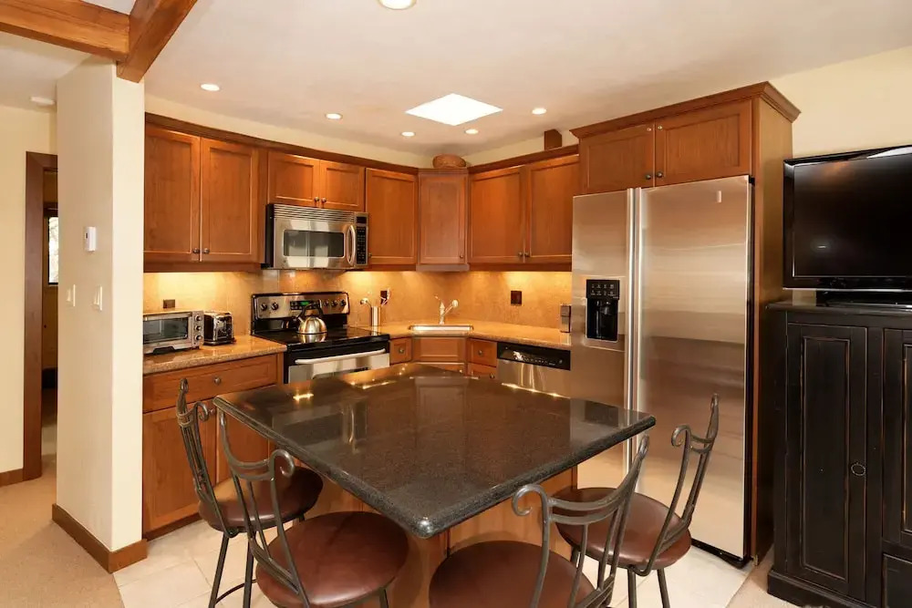 Aspen Townhouse East Unit 7