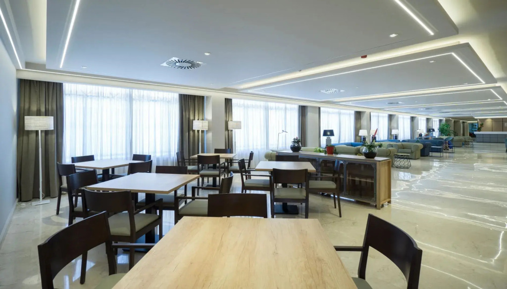 Hotel Apartamentos Pyr Fuengirola
