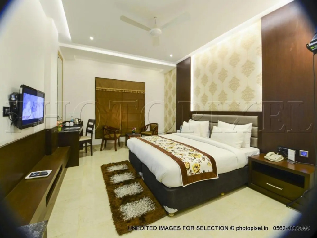 Hotel Palm Galaxy