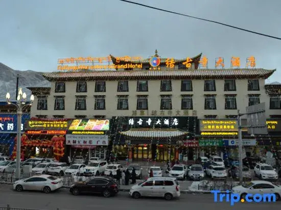 Yushu jiegu temple hotel