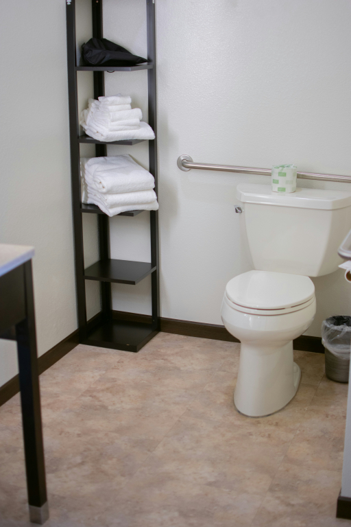 Boarders Inn & Suites by Cobblestone Hotels - Syracuse