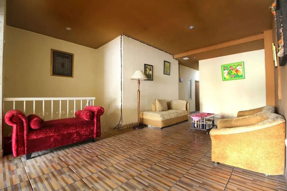 Airy Eco Syariah Tebet Stasiun Cawang Asem Baris Raya 158