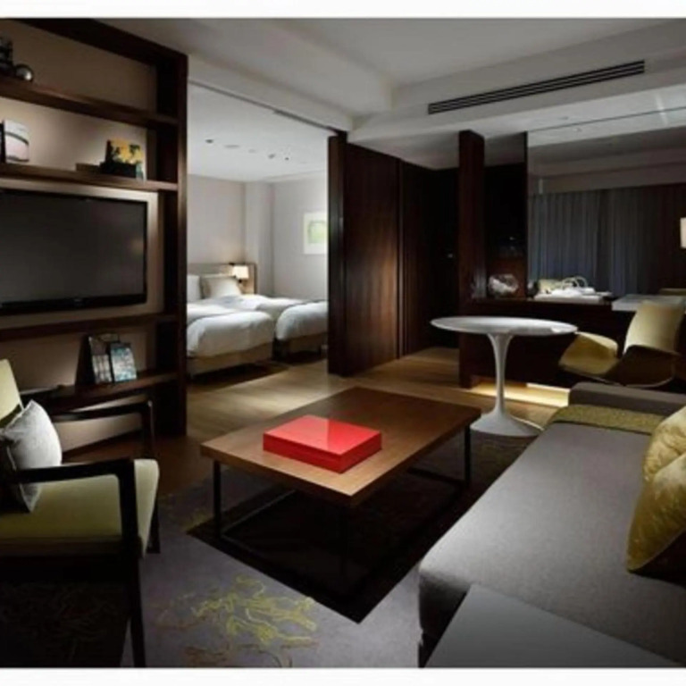 Olive Bay Hotel