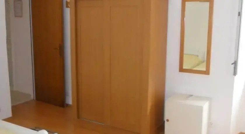 Room Vice