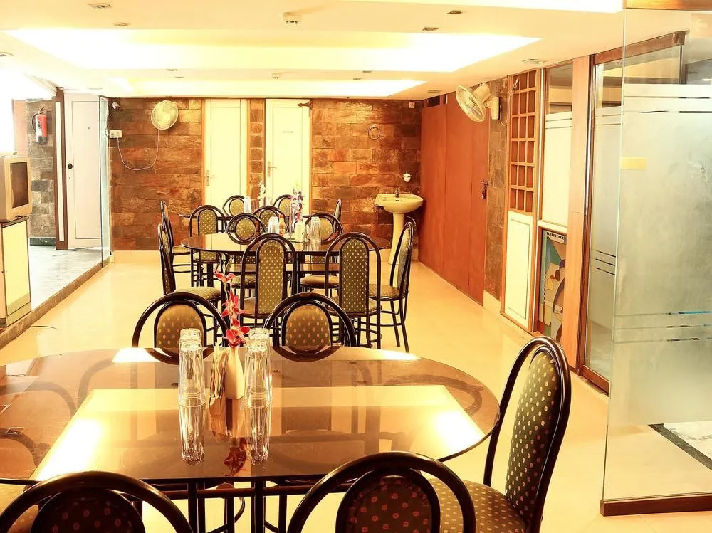 OYO 2871 Hotel Ratnakar Inn