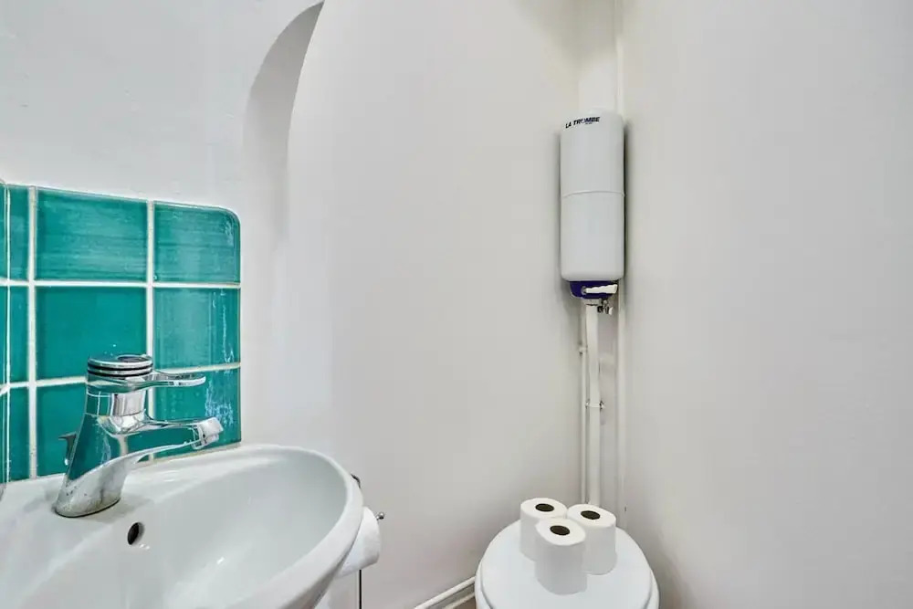 Charming 1 Bedroom Apartment Le Marais