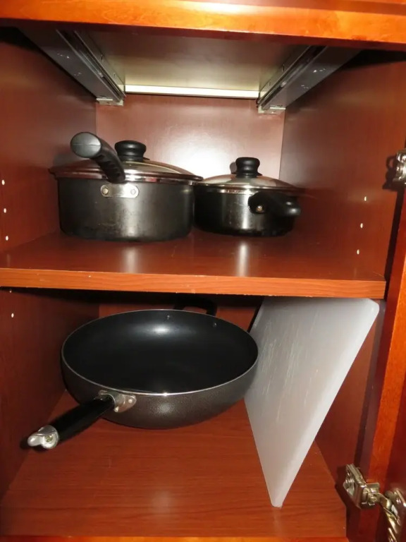 Fully Furnished Apartments near CSUN