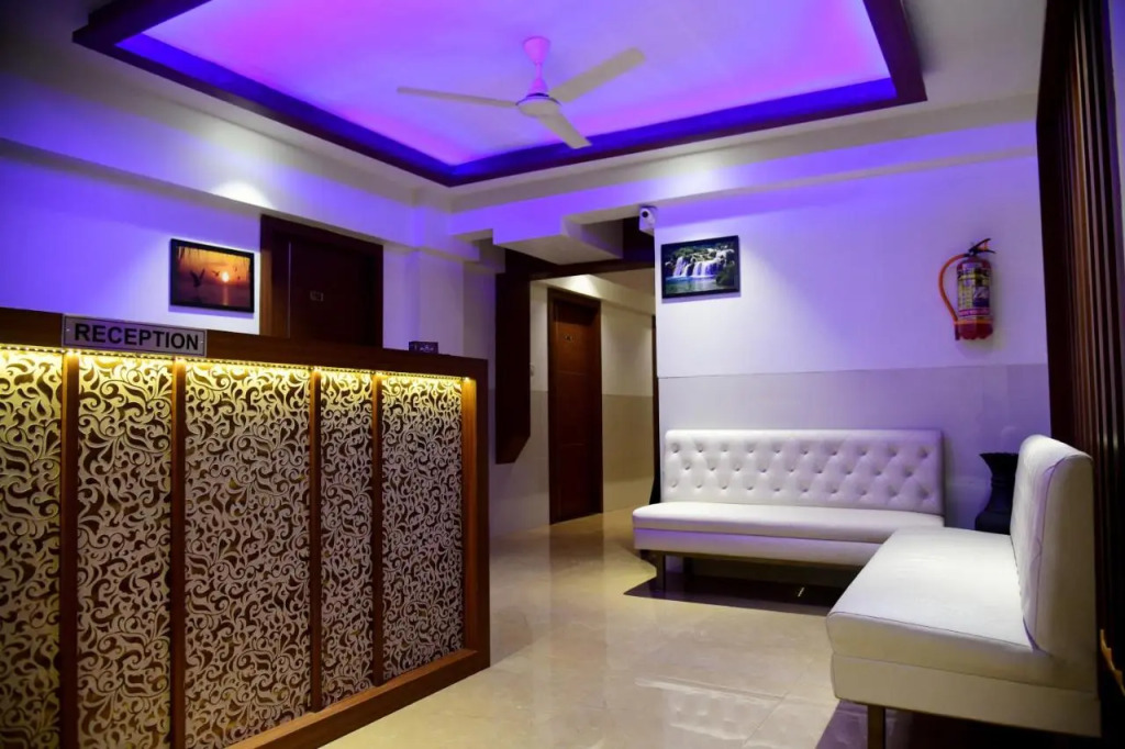 Hotel Monarch Center Point near Dahanu Beach, Bordi