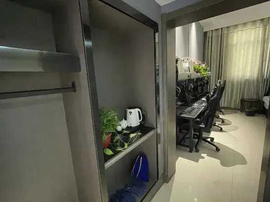 Mujian E-sports Hotel (Zhoukou Hotel)