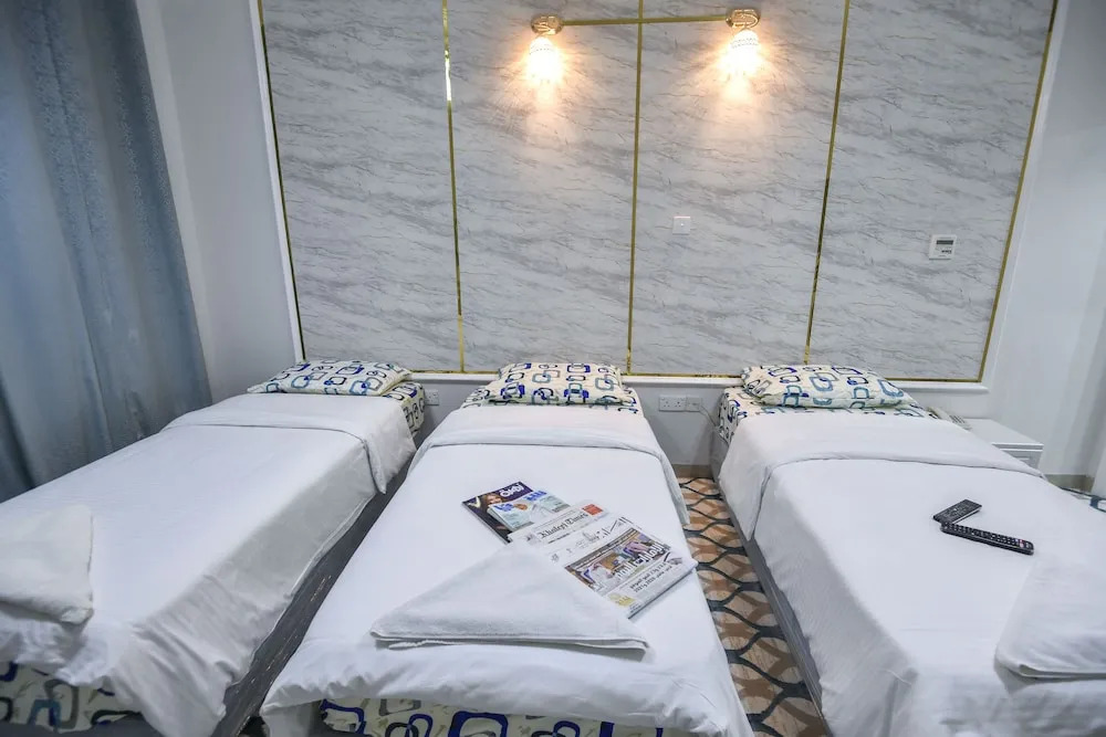 Dream White Hotel