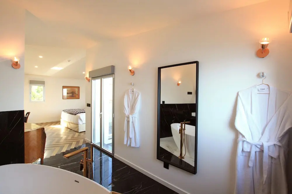Hotel Minera