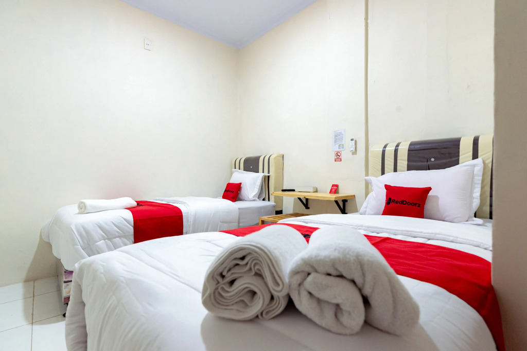 RedDoorz @ Rose House Simpang Pemda Medan Selayang