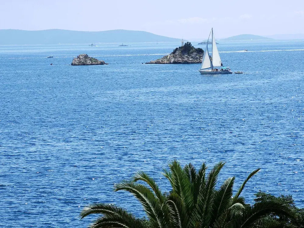 Beautiful Apartments Just Outside Trogir , Only 100 M Away From the Beach