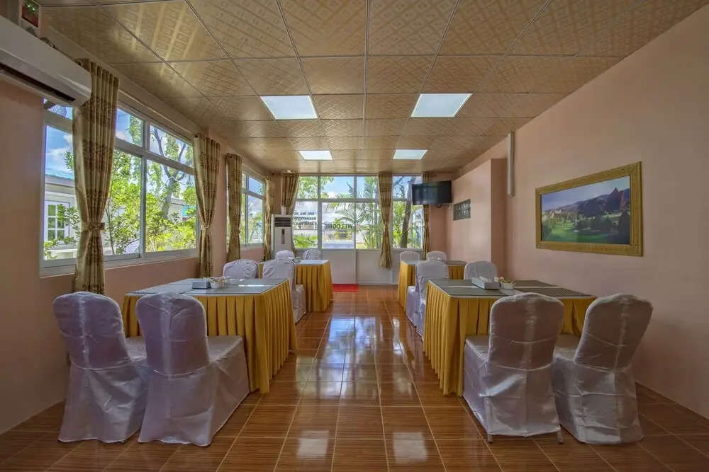 OASIS Inn