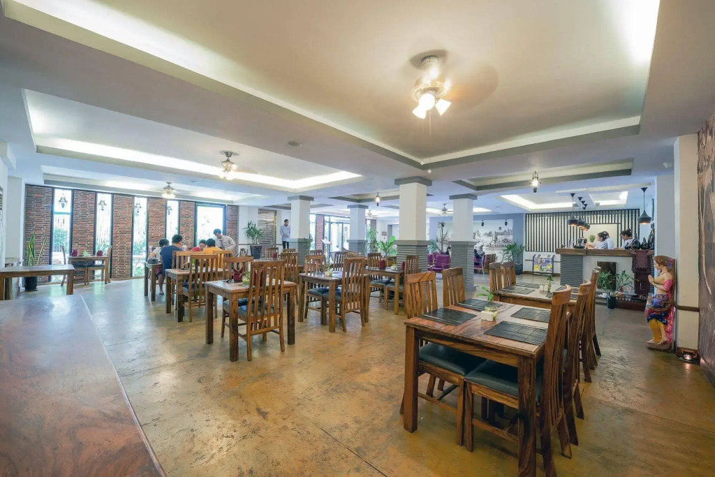 Double Leaf Boutique Hotel