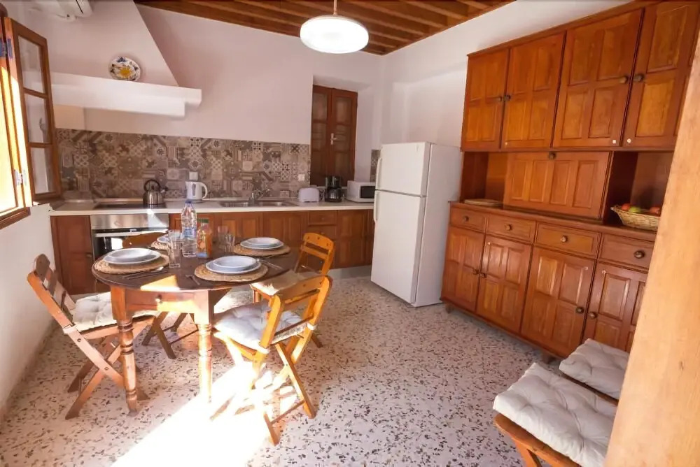 Villa Angelina Olivestone by Villa Plus