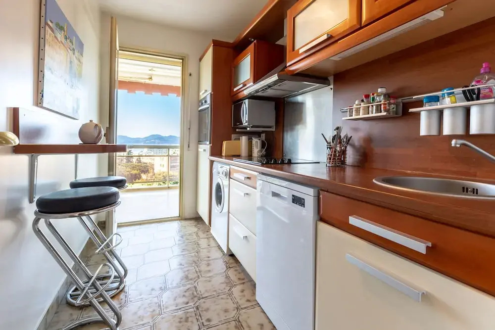 VANEAU Appartement vue mer somptueuse, piscine