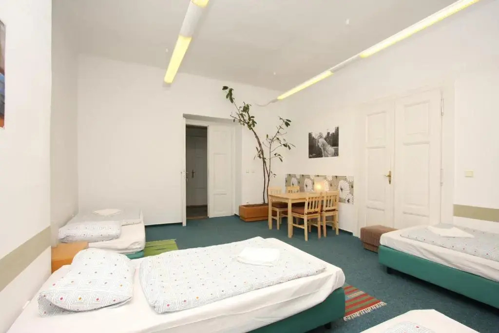 Charles Square Hostel