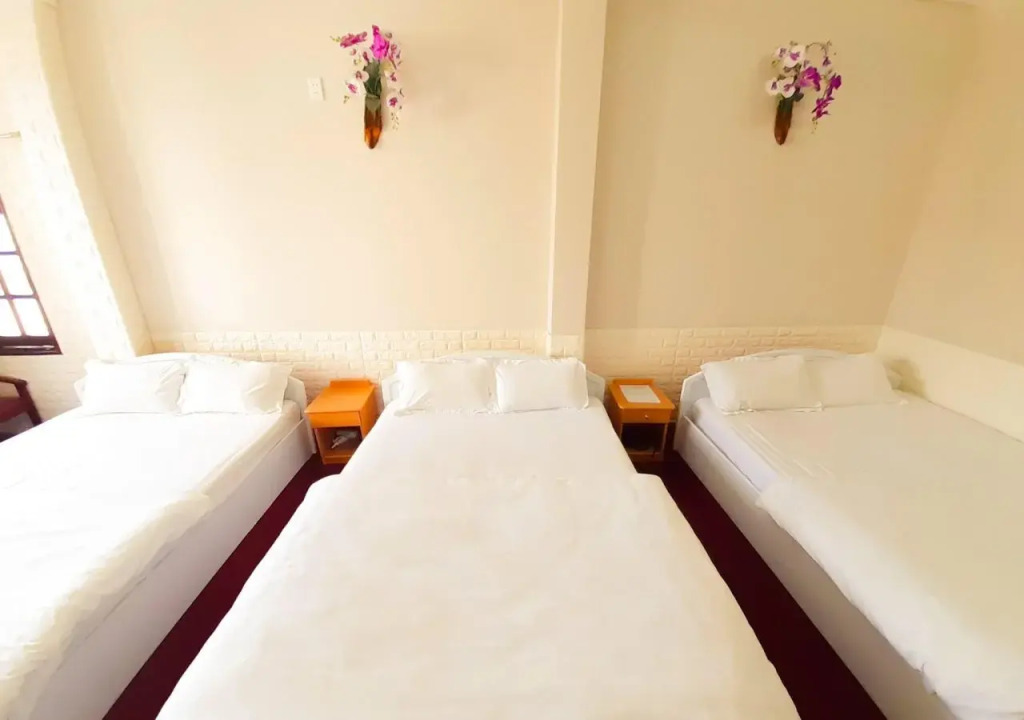 Rain Star Hotel