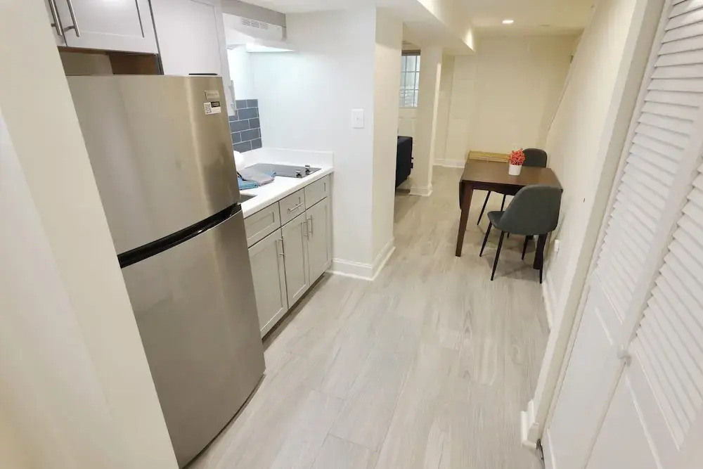 Pristine Petworth Family Home w Street Parking