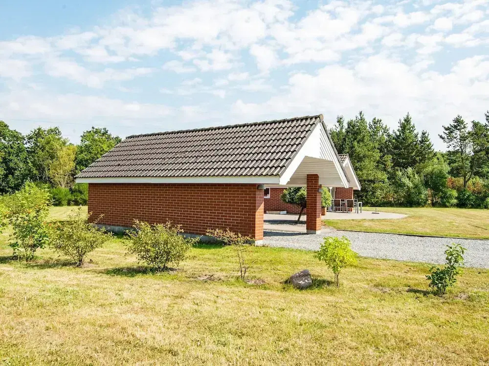 8 Person Holiday Home in Oksbol