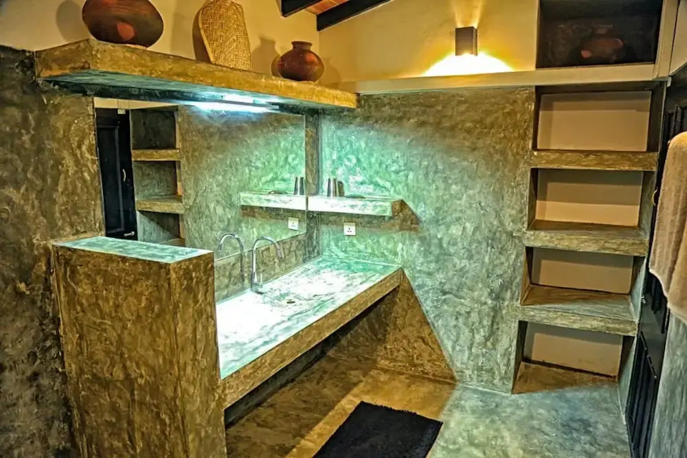 Blue Parrot Beach Villa with privat swimming pool
