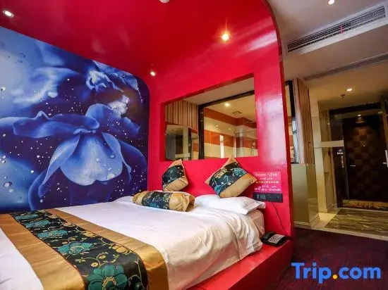 Junyi Hotel (Wenzhou Railway Station Wutian Old Street)