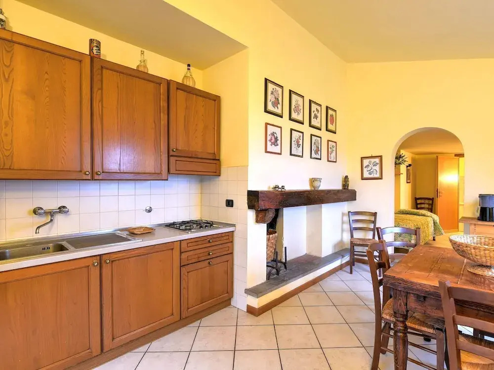 Peaceful Holiday Home in Lamporecchio With Pool